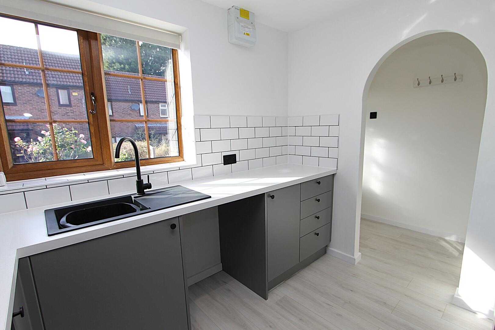 2 bed property in Linnet Rise, Kidderminster